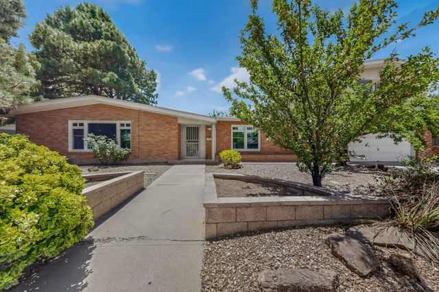 713 Montclaire Drive NE, Albuquerque, NM 87110