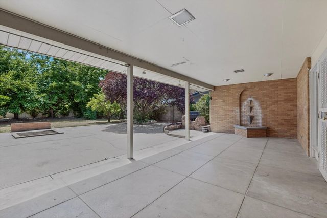 713 Montclaire Drive NE, Albuquerque, NM 87110