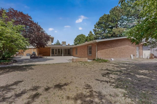 713 Montclaire Drive NE, Albuquerque, NM 87110