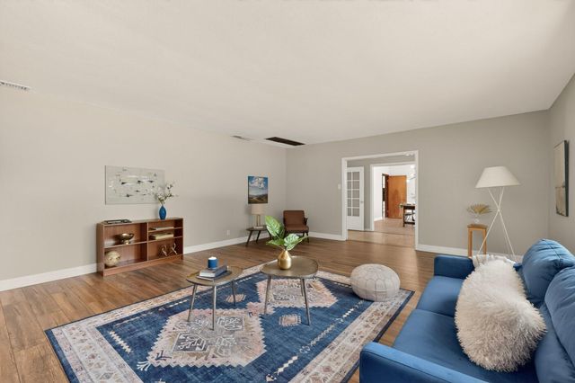 713 Montclaire Drive NE, Albuquerque, NM 87110