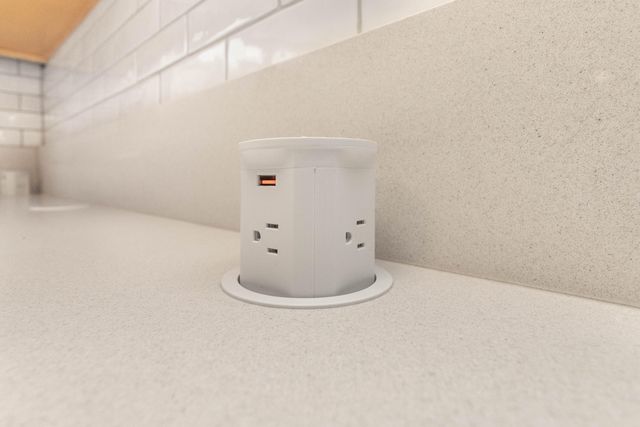 814 W Jefferson Street, Ann Arbor, MI 48103