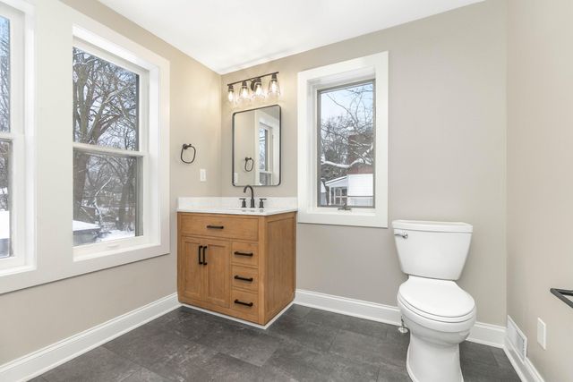 814 W Jefferson Street, Ann Arbor, MI 48103