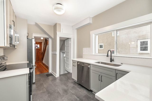 814 W Jefferson Street, Ann Arbor, MI 48103