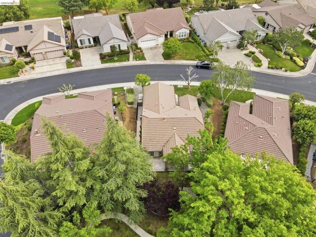 427 Stephens Dr, Brentwood, CA 94513