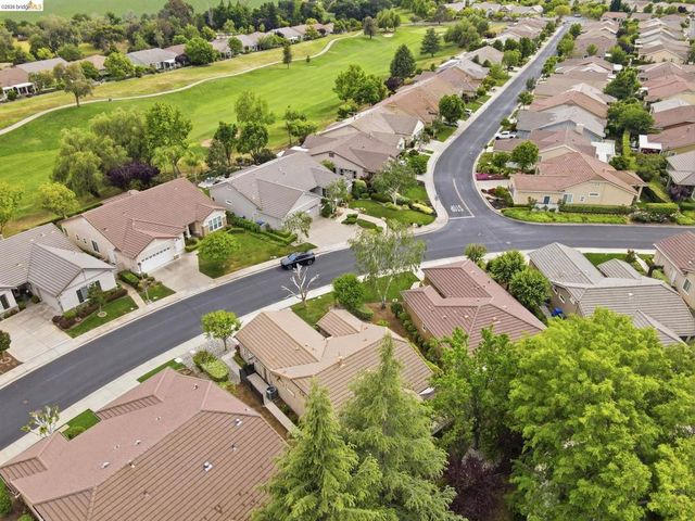 427 Stephens Dr, Brentwood, CA 94513