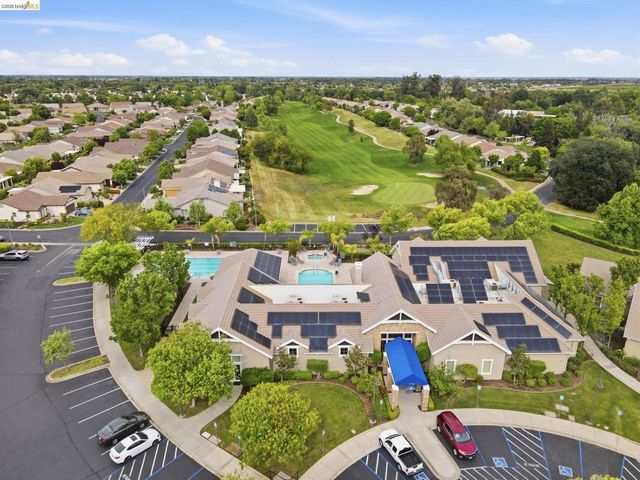 427 Stephens Dr, Brentwood, CA 94513