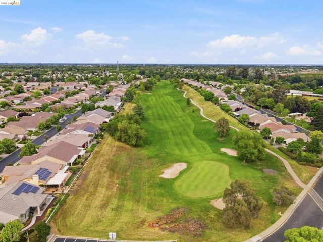 427 Stephens Dr, Brentwood, CA 94513