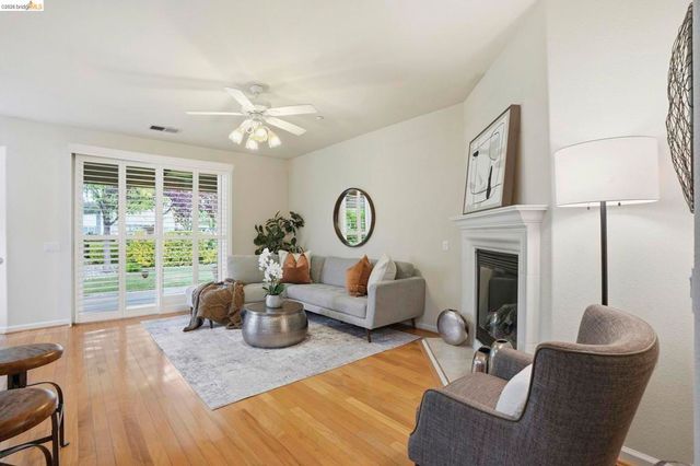 427 Stephens Dr, Brentwood, CA 94513