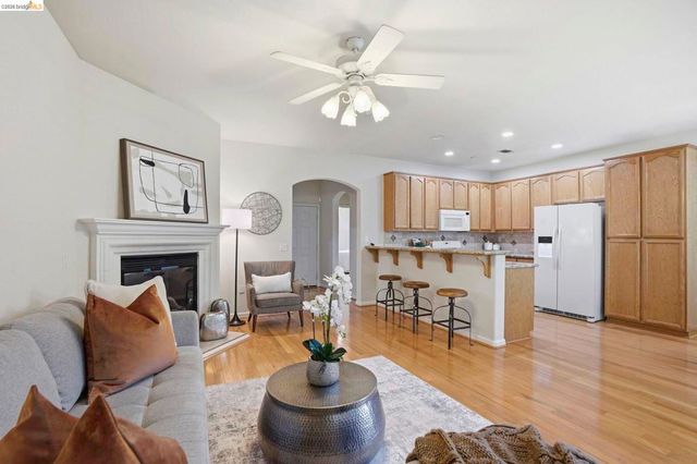 427 Stephens Dr, Brentwood, CA 94513