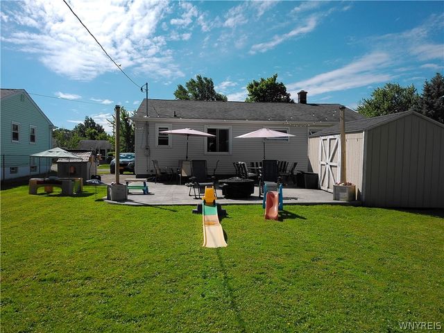 4910 Kennison Parkway, Hamburg, NY 14075