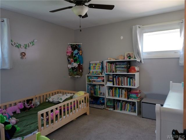 4910 Kennison Parkway, Hamburg, NY 14075