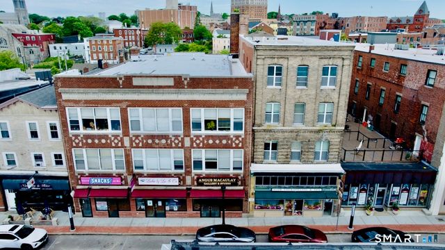 147 Bank Street, New London, CT 06320