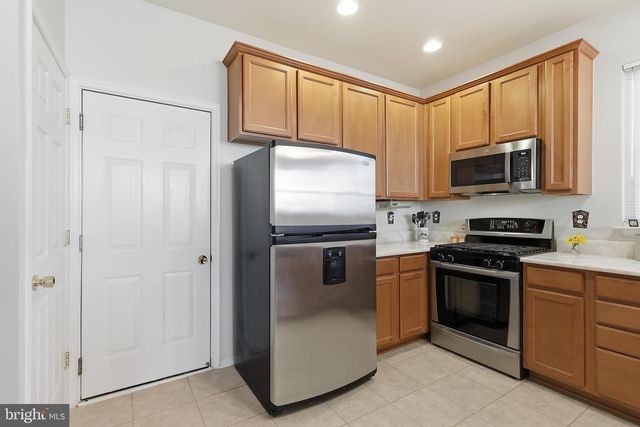 9800 PICKENS PL, Manassas Park, VA 20111