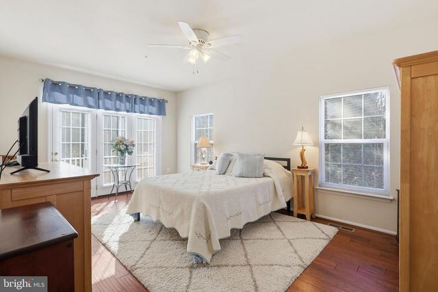 9800 PICKENS PL, Manassas Park, VA 20111