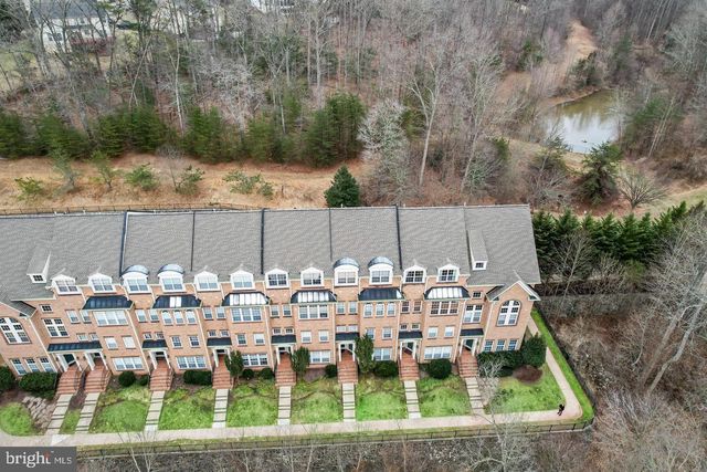 9800 PICKENS PL, Manassas Park, VA 20111