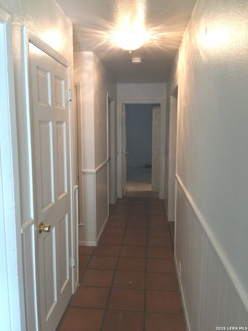 1014 MOUNT KISCO DR, San Antonio, TX 78213