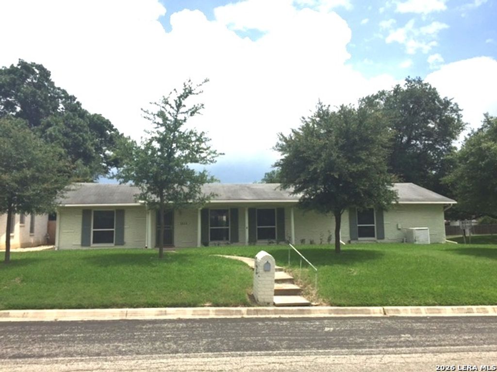 1014 MOUNT KISCO DR, San Antonio, TX 78213