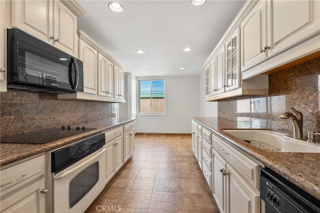 5301 Balboa, Encino, CA 91316
