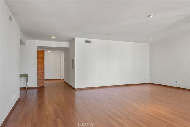 5301 Balboa, Encino, CA 91316
