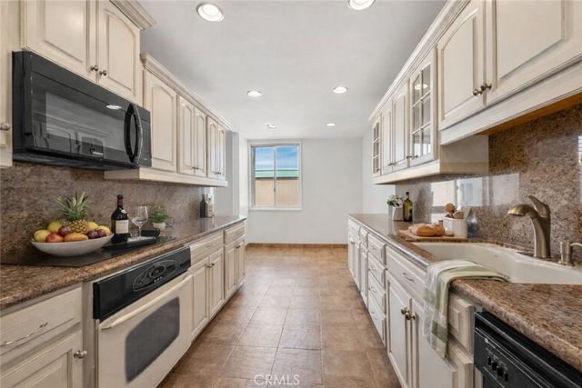 5301 Balboa, Encino, CA 91316