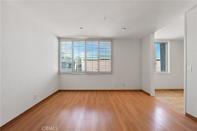 5301 Balboa, Encino, CA 91316