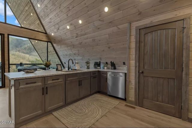 1715 Springer Road, Sevierville, TN 37862