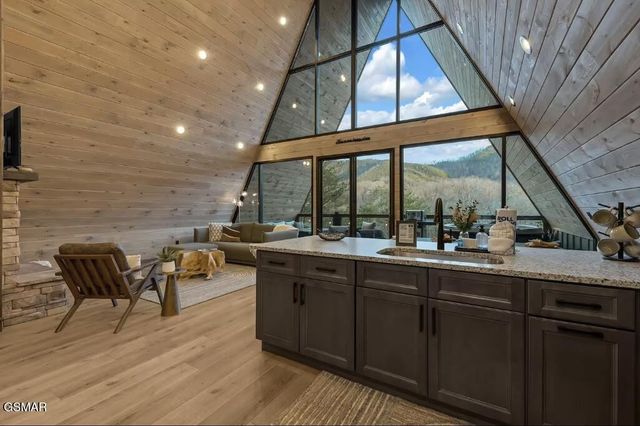 1715 Springer Road, Sevierville, TN 37862