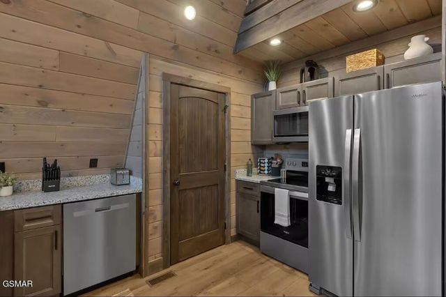 1715 Springer Road, Sevierville, TN 37862