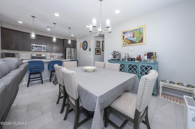 7771 S Wolf Creek Drive, Tucson, AZ 85757