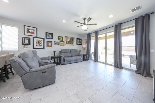 7771 S Wolf Creek Drive, Tucson, AZ 85757