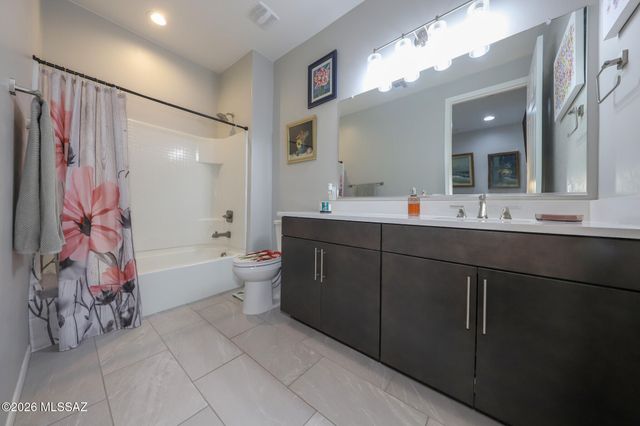7771 S Wolf Creek Drive, Tucson, AZ 85757