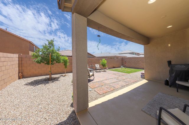 7771 S Wolf Creek Drive, Tucson, AZ 85757