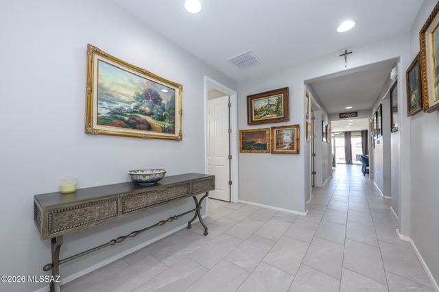 7771 S Wolf Creek Drive, Tucson, AZ 85757