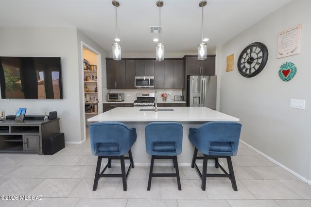 7771 S Wolf Creek Drive, Tucson, AZ 85757