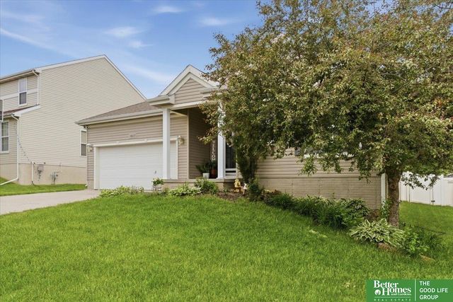 18923 Grover Street, Omaha, NE 68130
