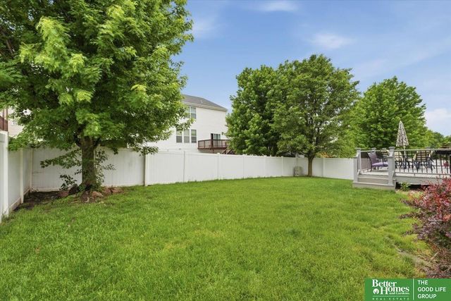 18923 Grover Street, Omaha, NE 68130