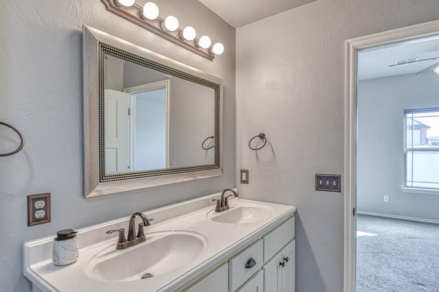 2210 County Street 2976, Blanchard, OK 73010