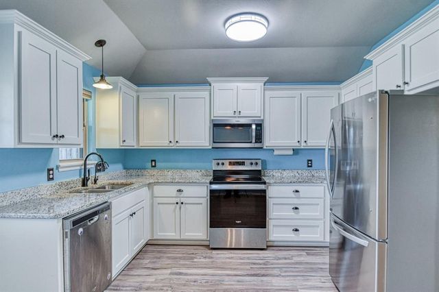 2210 County Street 2976, Blanchard, OK 73010