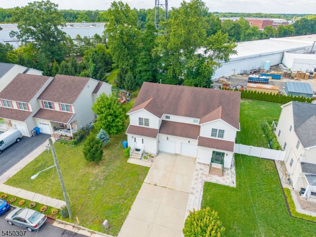 160 Teeple Pl, South Plainfield Boro, NJ 07080 — photo 2