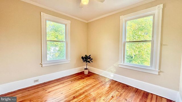 17 AIKEN AVE, Princeton, NJ 08540