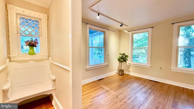 17 AIKEN AVE, Princeton, NJ 08540