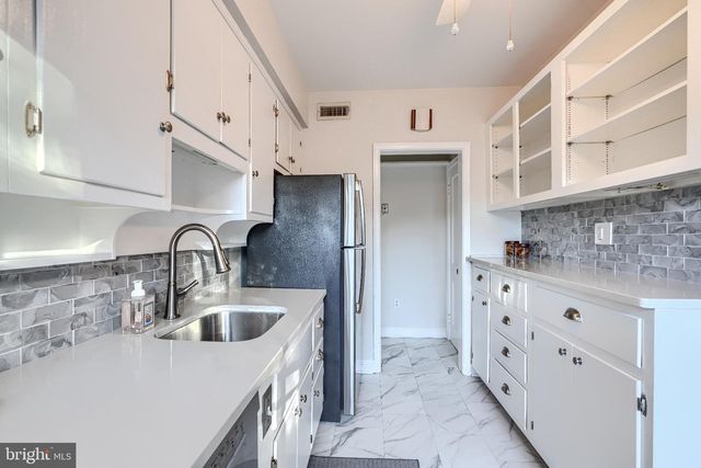 5000 BROADMOOR RD, Baltimore, MD 21212