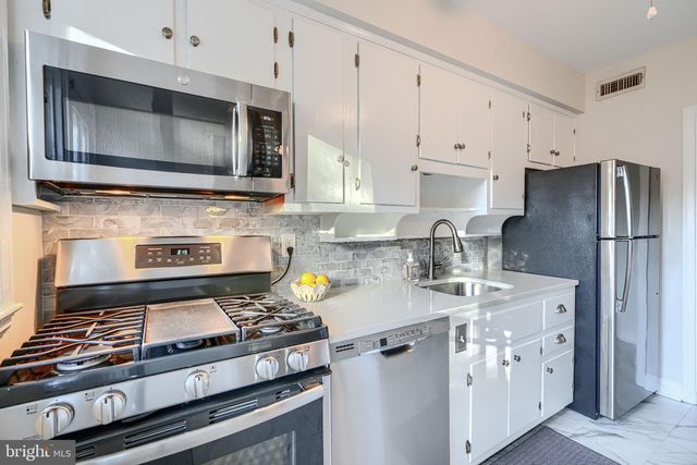 5000 BROADMOOR RD, Baltimore, MD 21212