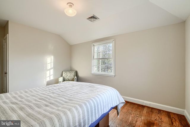 5000 BROADMOOR RD, Baltimore, MD 21212