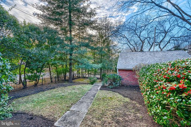 5000 BROADMOOR RD, Baltimore, MD 21212