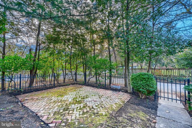 5000 BROADMOOR RD, Baltimore, MD 21212