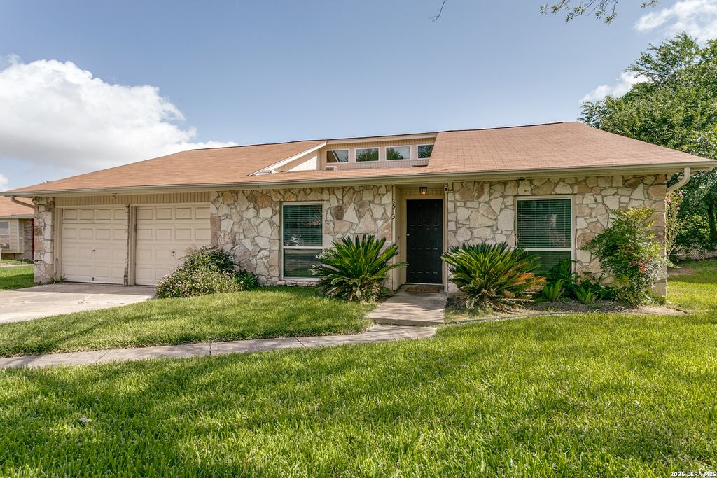 3513 CLIFFSIDE DR, Schertz, TX 78108