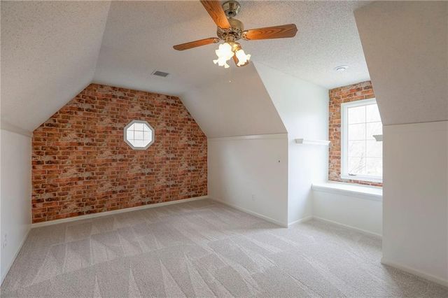 7609 W 115th Street, Overland Park, KS 66210