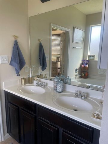 4480 Gran Canary Drive, League City, TX 77573