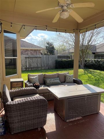 4480 Gran Canary Drive, League City, TX 77573